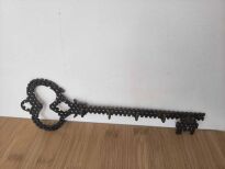 Metalowy wieszak na klucze w kształcie klucza 26 cm