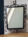 Lustro vintage w dekoracyjnej metalowej ramie, wysokość 48 cm