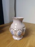 Różowy wazon RGK Porcelán Sonáta – zdobiony 24-karatowym złotem