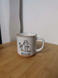 Kubek ceramiczny Orion „Bééézva den” z owcą – 530 ml