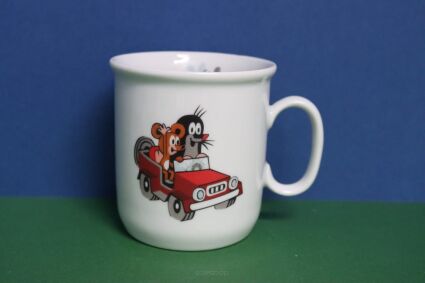 Kubek Porcelán Thun dla dzieci z krecikiem z myszką w aucie terenowym