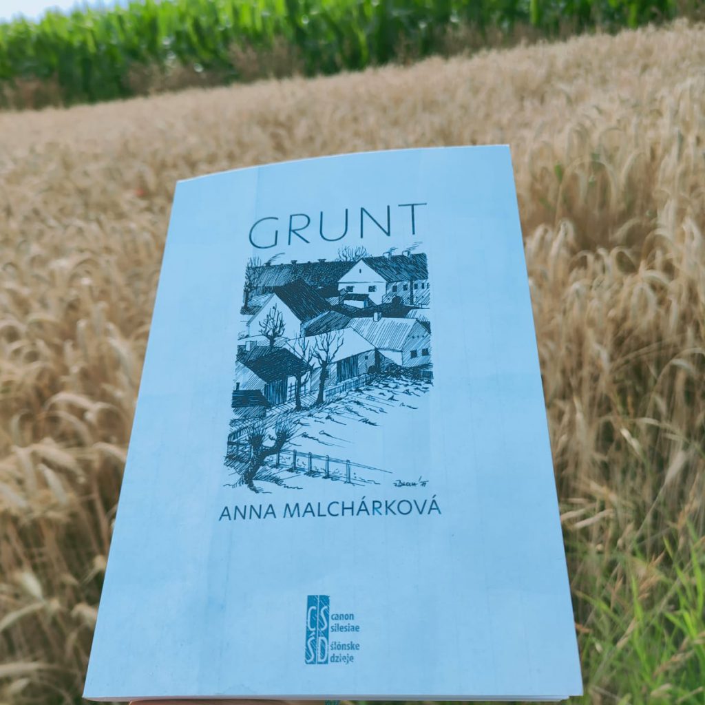 Anna Malchárková i Grunt – czyli piękna narracja ku czci ziemi.